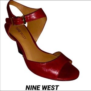 NINE WEST LEATHER OXBLOOD WEDGE SANDAL